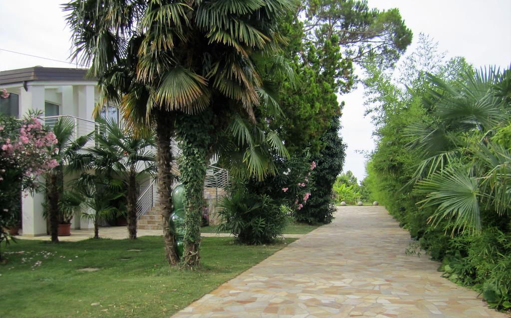 Agriturismob&B Loggia Degli Artisti Palazzolo dello Stella Luaran gambar